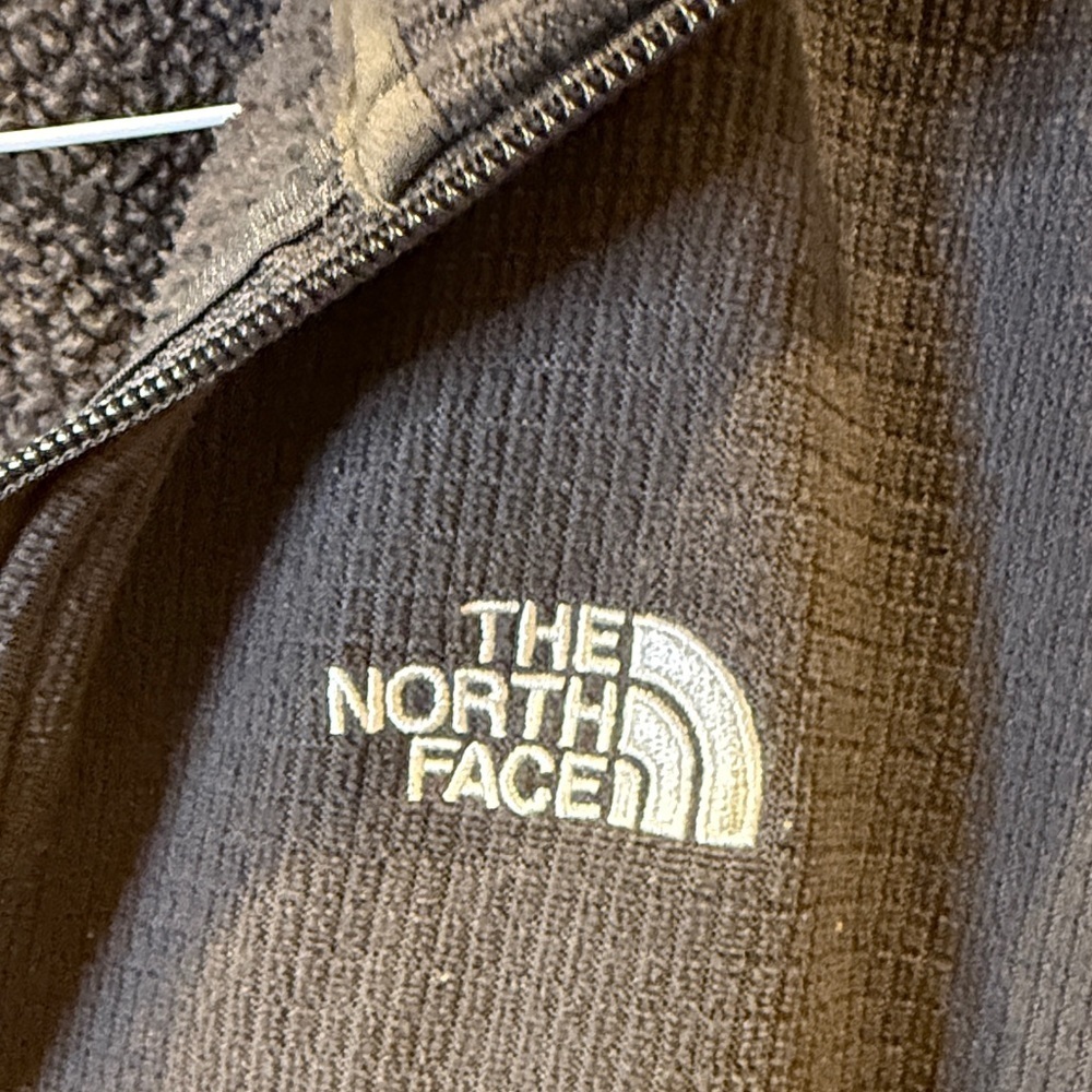 The North Face Gray Men's Shirt - Picture 6 of 8
